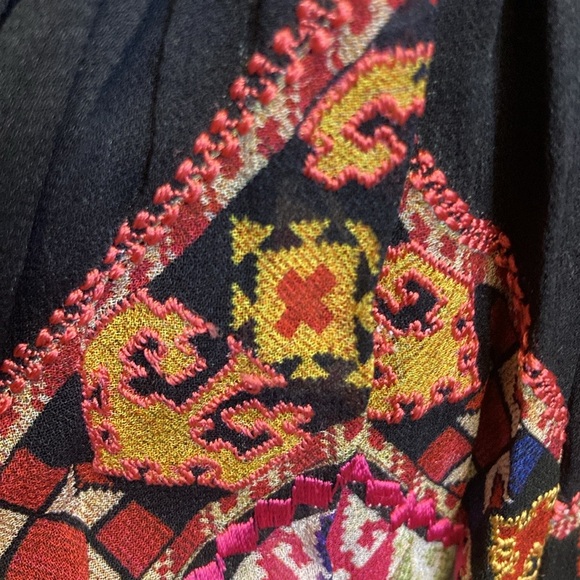 Anthropologie Tanvi Kedia Embroidered Patchowork pull on dress size 0 - Picture 9 of 9